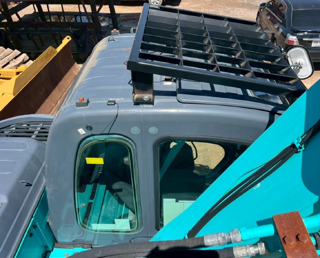 ขายรถขุด KOBELCO SK135SR-2 ปี 2013 นำเข้าจากญี่ปุ่น พร้อมใช้ มีVDOการทำงานครับ