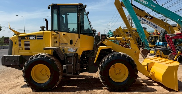 ขายรถตักล้อยาง KOMATSU WA150-5 นำเข้าจากญี่ปุ่น พร้อมใช้ มีVDOการทำงานครับ