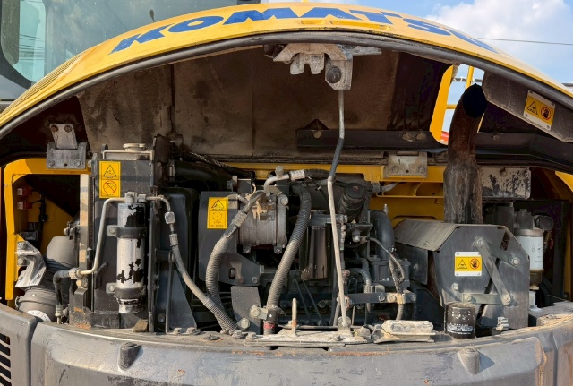 ขายรถขุด KOMATSU PC78US-8 ปี 2014 นำเข้าจากญี่ปุ่น พร้อมใช้ มีVDOการทำงานครับ