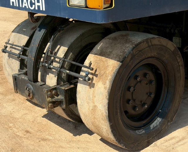 ขายรถบด HITACHI RT200W-C นำเข้าจากญี่ปุ่น พร้อมใช้ มีVDOการทำงานครับ ขายรถบด HITACHI RT200W-C นำเข้าจากญี่ปุ่น พร้อมใช้ มีVDOการทำงานครับ