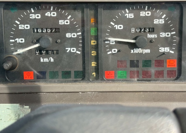 ขายรถเครน TADANO TR80M-1 (ขนาด 8 ตัน) ปี 1994 นำเข้าจากญี่ปุ่น พร้อมใช้ มีVDOการทำงานครับ