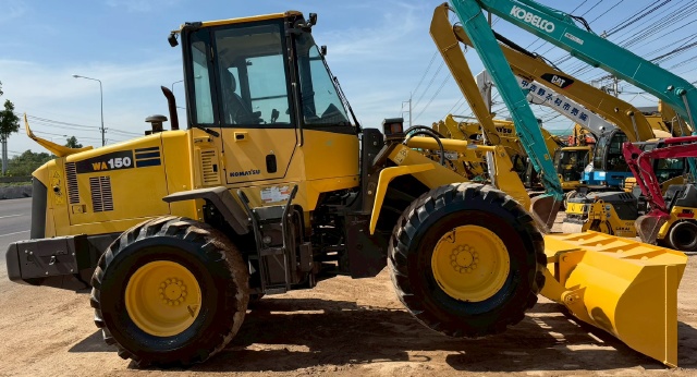 ขายรถตักล้อยาง KOMATSU WA150-5 นำเข้าจากญี่ปุ่น พร้อมใช้ มีVDOการทำงานครับ
