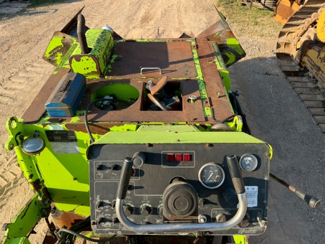 ขายรถปูยาง NIIGATA NF30CVDM (ขนาด 3 เมตร) นำเข้าจากญี่ปุ่น พร้อมใช้ มีVDOการทำงานครับ