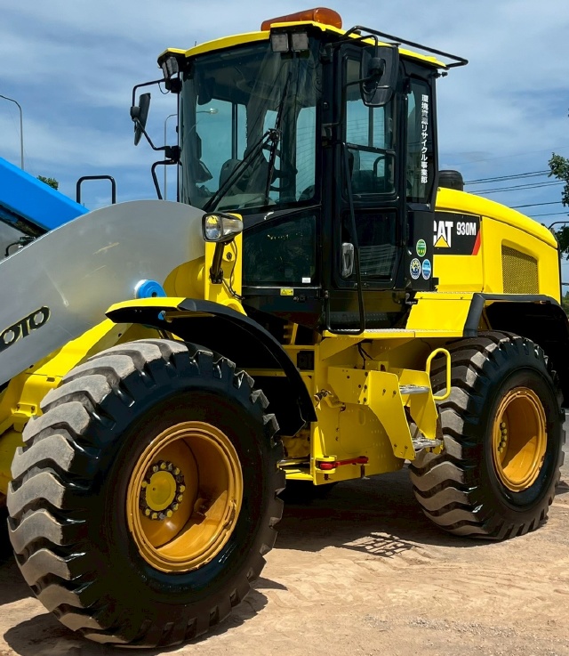 ขายรถตักล้อยาง CAT 930M ปี 2019 แขนยาวพิเศษ นำเข้าจากญี่ปุ่น พร้อมใช้ มีVDOการทำงานครับ