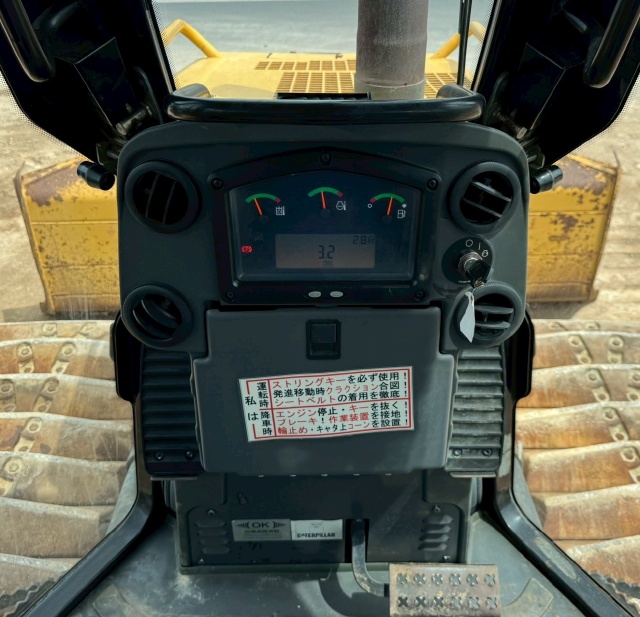ขายรถดันดิน CAT D5K2 ปี 2013 พร้อมใช้ มีVDOการทำงานครับ