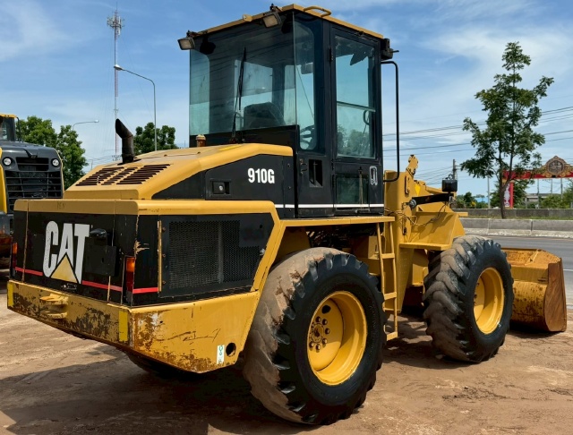 ขายรถตักล้อยาง CAT 910G พร้อมใช้ มีVDOการทำงานครับ ขายรถตักล้อยาง CAT 910G พร้อมใช้ มีVDOการทำงานครับ