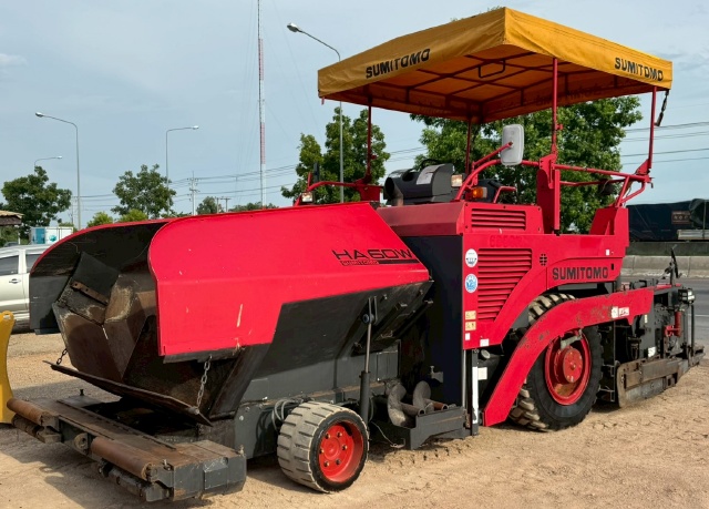 ขายรถปูยาง SUMITOMO HA60W-7 (ขนาด 6 เมตร) ปี 2010 พร้อมใช้ มีVDOการทำงานครับ