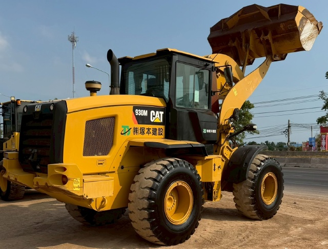 ขายรถตักล้อยาง CAT 930M ปี 2016 นำเข้าจากญี่ปุ่น พร้อมใช้ มีVDOการทำงานครับ ขายรถตักล้อยาง CAT 930M ปี 2016 นำเข้าจากญี่ปุ่น พร้อมใช้ มีVDOการทำงานครับ