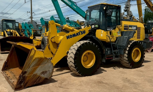 ขายรถตักล้อยาง KOMATSU WA320-8 ปี 2019 พร้อมใช้ มีVDOการทำงานครับ