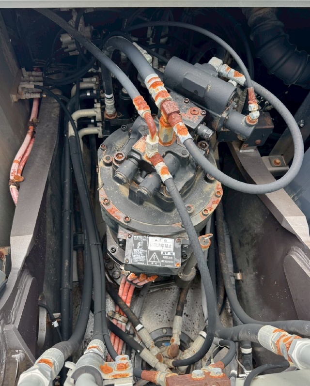 ขายรถขุด KOBELCO SK200 MARK 9 ปี 2013 นำเข้าจากญี่ปุ่น พร้อมใช้ มีVDOการทำงานครับ