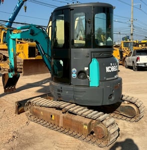 ขายรถขุด KOBELCO SK35SR-5 ปี 2011 นำเข้าจากญี่ปุ่น พร้อมใช้ มีVDOการทำงานครับ
