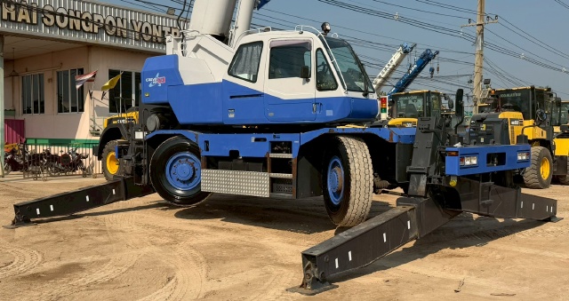 ขายรถเครน TADANO GR250N-2 (ขนาด 25 ตัน) ปี 2010 นำเข้าจากญี่ปุ่น พร้อมใช้ มีVDOการทำงานครับ