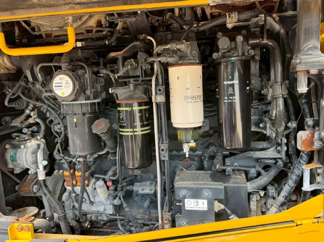 ขายรถตักล้อยาง KOMATSU WA470-8 ปี 2017 นำเข้าจากญี่ปุ่น พร้อมใช้ มีVDOการทำงานครับ ขายรถตักล้อยาง KOMATSU WA470-8 ปี 2017 นำเข้าจากญี่ปุ่น พร้อมใช้ มีVDOการทำงานครับ