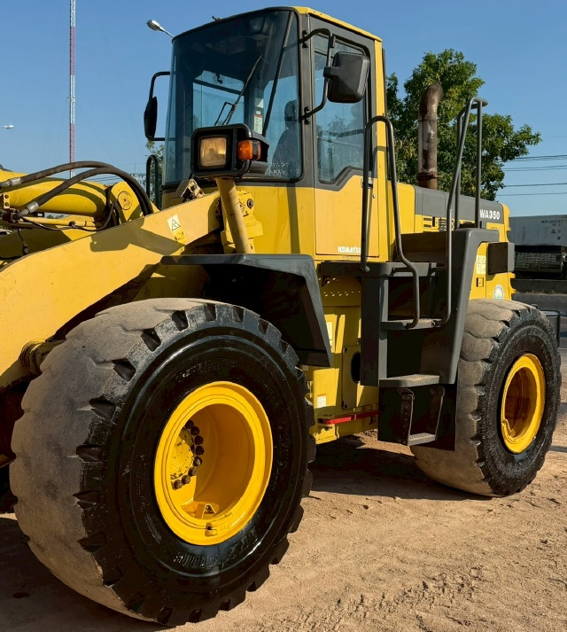 ขายรถตักล้อยาง KOMATSU WA350-3E นำเข้าจากญี่ปุ่น พร้อมใช้ มีVDOการทำงานครับ