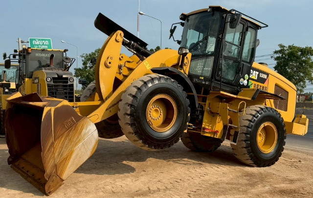 ขายรถตักล้อยาง CAT 930M ปี 2016 นำเข้าจากญี่ปุ่น พร้อมใช้ มีVDOการทำงานครับ ขายรถตักล้อยาง CAT 930M ปี 2016 นำเข้าจากญี่ปุ่น พร้อมใช้ มีVDOการทำงานครับ