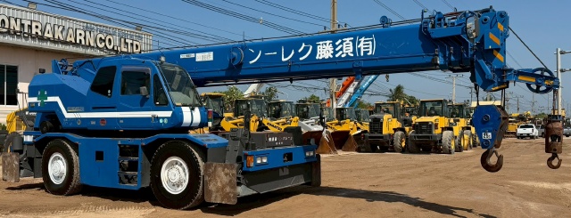 ขายรถเครน TADANO GR250N-1 (ขนาด 25 ตัน) ปี 2004 นำเข้าจากญี่ปุ่น พร้อมใช้ มีVDOการทำงานครับ