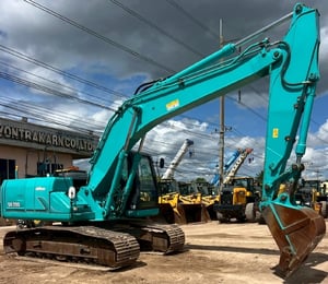 ขายรถขุด KOBELCO SK200 MARK 9 ปี 2015 พร้อมใช้ มีVDOการทำงานครับ