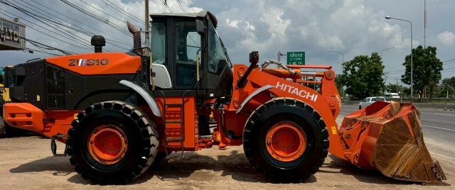 ขายรถตักล้อยาง HITACHI ZW310-5B ปี 2016 นำเข้าจากญี่ปุ่น พร้อมใช้ มีVDOการทำงานครับ ขายรถตักล้อยาง HITACHI ZW310-5B ปี 2016 นำเข้าจากญี่ปุ่น พร้อมใช้ มีVDOการทำงานครับ