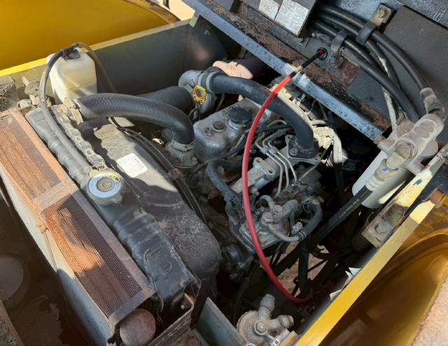 ขายรถบด DYNAPAC CS125 ปี 2000 นำเข้าจากญี่ปุ่น พร้อมใช้ มีVDOการทำงานครับ ขายรถบด DYNAPAC CS125 ปี 2000 นำเข้าจากญี่ปุ่น พร้อมใช้ มีVDOการทำงานครับ