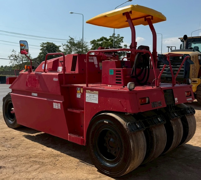 ขายรถบด SAKAI TZ701 ปี 2003 นำเข้าจากญี่ปุ่น พร้อมใช้ มีVDOการทำงานครับ