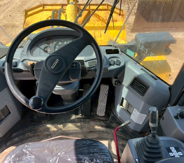 ขายรถตักล้อยาง KOMATSU WA150-5 พร้อมใช้ มีVDOการทำงานครับ