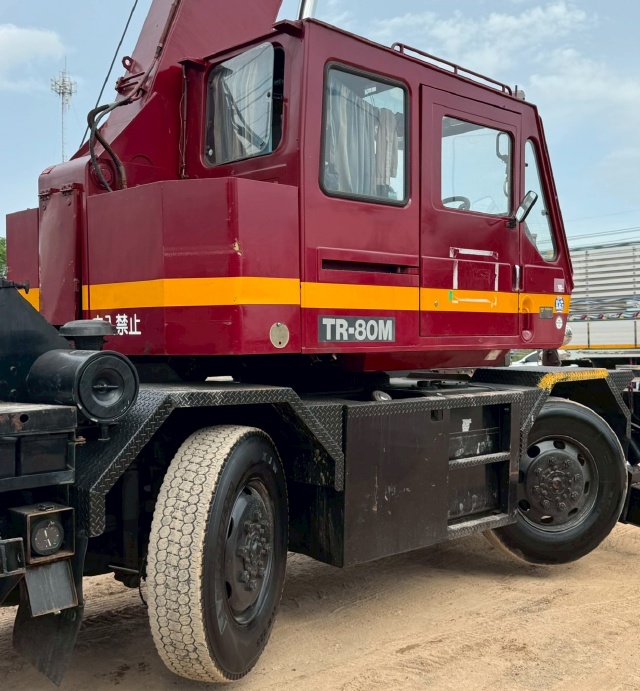 ขายรถเครน TADANO TR80M-1 (ขนาด 8 ตัน) ปี 1994 นำเข้าจากญี่ปุ่น พร้อมใช้ มีVDOการทำงานครับ