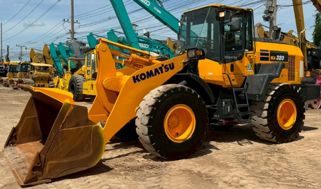 ขายรถตักล้อยาง KOMATSU WA320-8 ปี 2019 พร้อมใช้ มีVDOการทำงานครับ