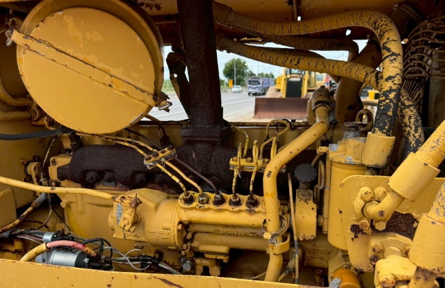 ขายรถดันดิน CAT D5 พร้อมใช้ มีVDOการทำงานครับ