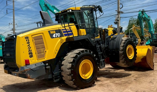 ขายรถตักล้อยาง KOMATSU WA470-10 ปี 2022 นำเข้าจากญี่ปุ่น พร้อมใช้ มีVDOการทำงานครับ
