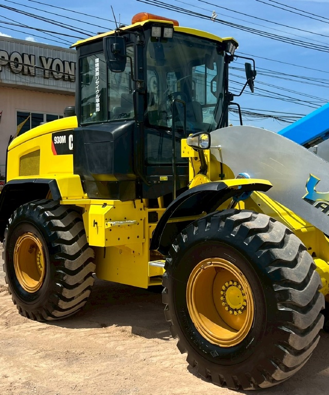 ขายรถตักล้อยาง CAT 930M ปี 2019 แขนยาวพิเศษ นำเข้าจากญี่ปุ่น พร้อมใช้ มีVDOการทำงานครับ