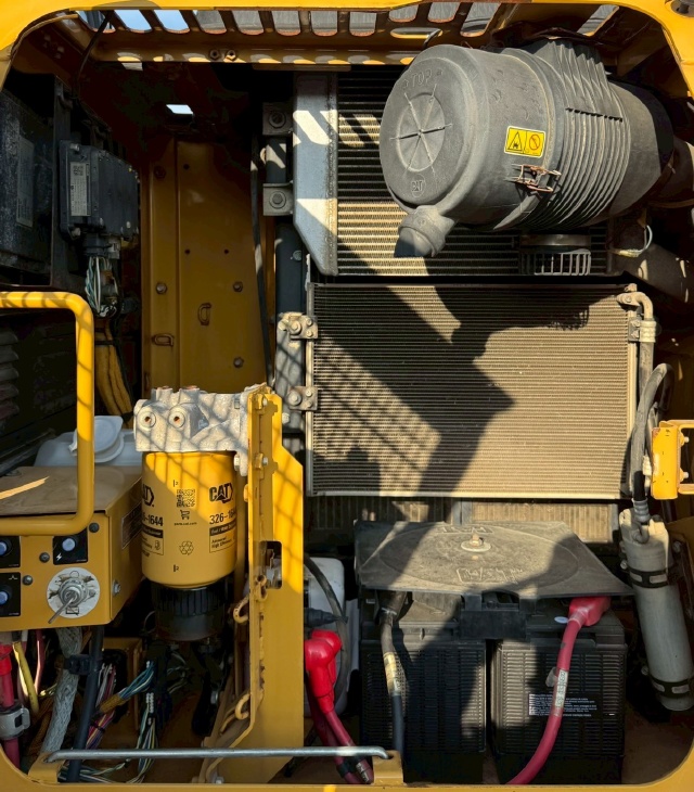 ขายรถขุด CAT 312D ปี 2013 นำเข้าจากญี่ปุ่น พร้อมใช้ มีVDOการทำงานครับ ขายรถขุด CAT 312D ปี 2013 นำเข้าจากญี่ปุ่น พร้อมใช้ มีVDOการทำงานครับ