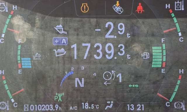 ขายรถตักล้อยาง KOMATSU WA470-10 ปี 2022 นำเข้าจากญี่ปุ่น พร้อมใช้ มีVDOการทำงานครับ