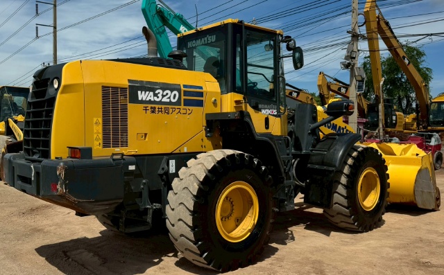 ขายรถตักล้อยาง KOMATSU WA320-8 ปี 2019 พร้อมใช้ มีVDOการทำงานครับ