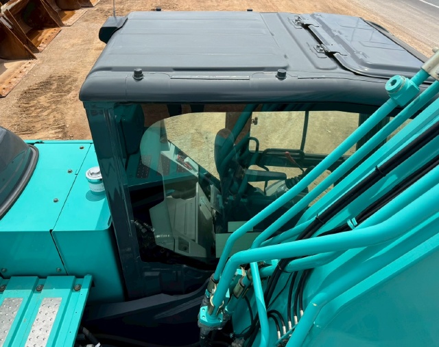 ขายรถขุด KOBELCO SK200 MARK 10 ปี 2020 นำเข้าจากญี่ปุ่น พร้อมใช้ มีVDOการทำงานครับ