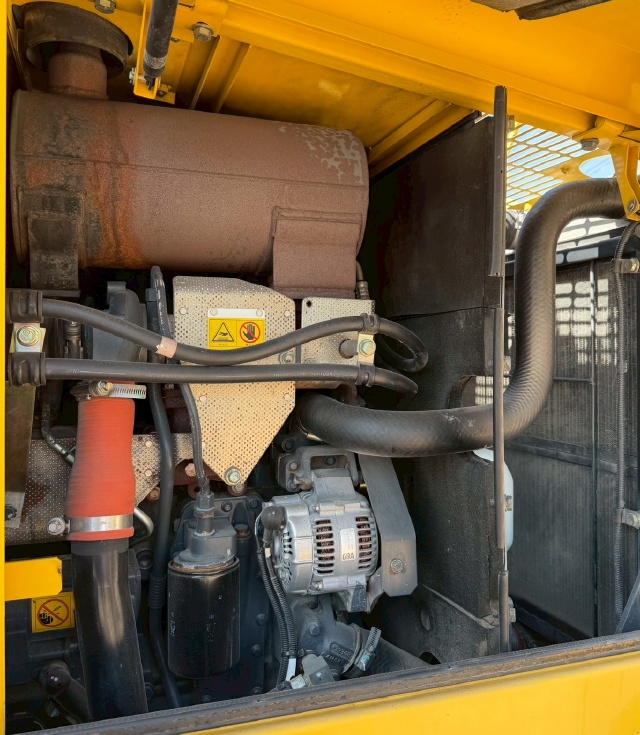 ขายรถตักล้อยาง KOMATSU WA150-5 นำเข้าจากญี่ปุ่น พร้อมใช้ มีVDOการทำงานครับ