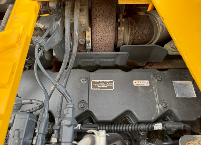 ขายรถขุด KOMATSU PC228US-10 ปี 2015 นำเข้าจากญี่ปุ่น พร้อมใช้ มีVDOการทำงานครับ