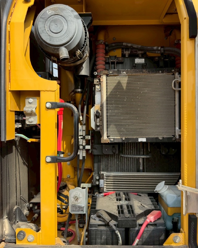 ขายรถขุด CAT 312E ปี 2013 นำเข้าจากญี่ปุ่น พร้อมใช้ มีVDOการทำงานครับ