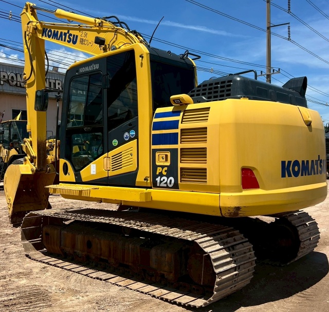 ขายรถขุด KOMATSU PC120-11 ปี 2018 นำเข้าจากญี่ปุ่น พร้อมใช้ มีVDOการทำงานครับ ขายรถขุด KOMATSU PC120-11 ปี 2018 นำเข้าจากญี่ปุ่น พร้อมใช้ มีVDOการทำงานครับ