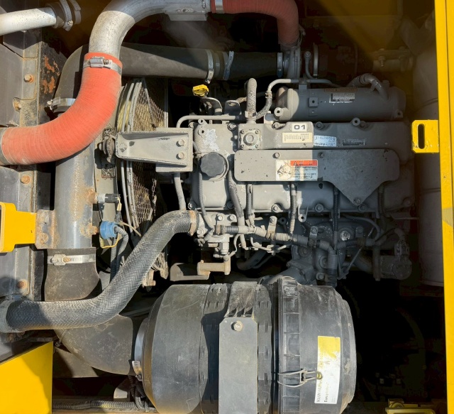 ขายรถปูยาง SUMITOMO HA60W-7 (ขนาด 6 เมตร) ปี 2008 นำเข้าจากญี่ปุ่น พร้อมใช้ มีVDOการทำงานครับ ขายรถปูยาง SUMITOMO HA60W-7 (ขนาด 6 เมตร) ปี 2008 นำเข้าจากญี่ปุ่น พร้อมใช้ มีVDOการทำงานครับ