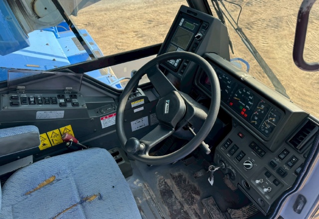 ขายรถเครน TADANO GR250N-1 (ขนาด 25 ตัน) ปี 2005 นำเข้าจากญี่ปุ่น พร้อมใช้ มีVDOการทำงานครับ ขายรถเครน TADANO GR250N-1 (ขนาด 25 ตัน) ปี 2005 นำเข้าจากญี่ปุ่น พร้อมใช้ มีVDOการทำงานครับ