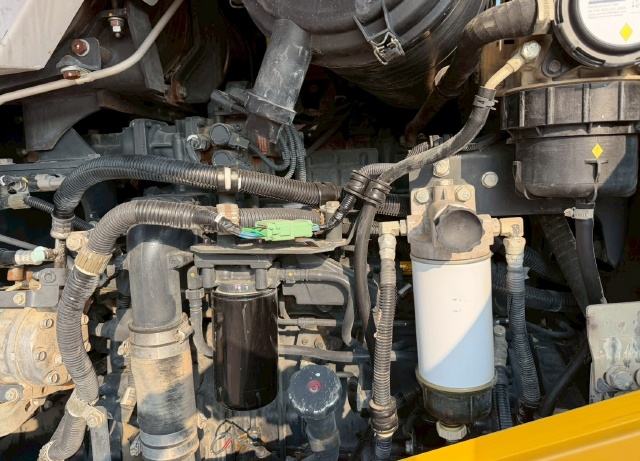 ขายรถตักล้อยาง KOMATSU WA320-7 ปี 2016 นำเข้าจากญี่ปุ่น พร้อมใช้ มีVDOการทำงานครับ