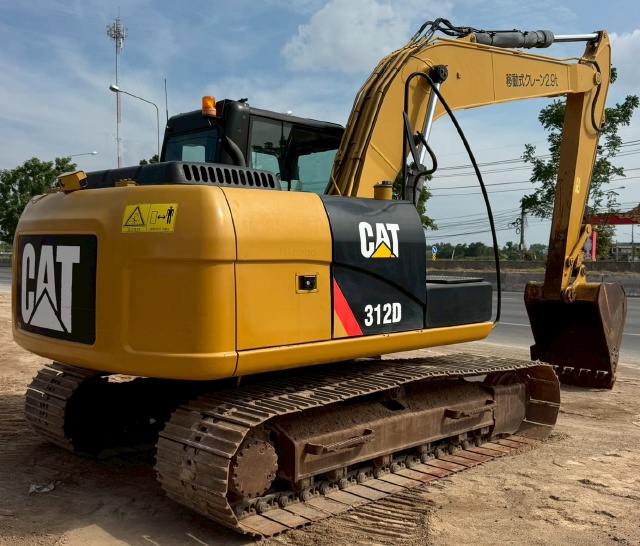 ขายรถขุด CAT 312D ปี 2013 นำเข้าจากญี่ปุ่น พร้อมใช้ มีVDOการทำงานครับ
