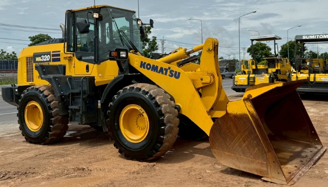 ขายรถตักล้อยาง KOMATSU WA320-8 ปี 2020 นำเข้าจากญี่ปุ่น พร้อมใช้ มีVDOการทำงานครับ