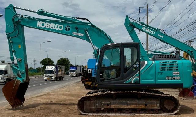 ขายรถขุด KOBELCO SK200 MARK 10 ปี 2020 นำเข้าจากญี่ปุ่น พร้อมใช้ มีVDOการทำงานครับ