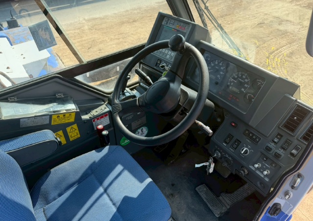 ขายรถเครน TADANO GR250N-2 (ขนาด 25 ตัน) ปี 2010 นำเข้าจากญี่ปุ่น พร้อมใช้ มีVDOการทำงานครับ