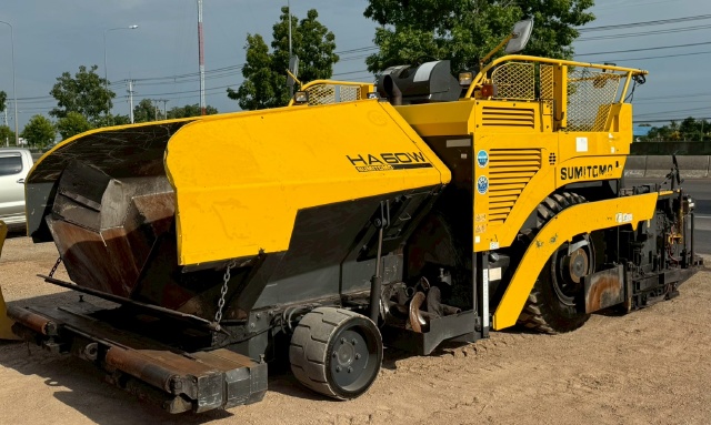 ขายรถปูยาง SUMITOMO HA60W-7 (ขนาด 6 เมตร) ปี 2010 พร้อมใช้ มีVDOการทำงานครับ