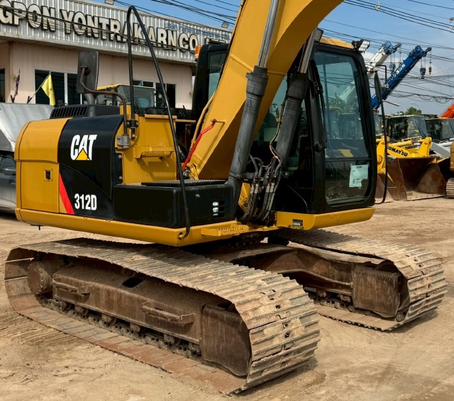 ขายรถขุด CAT 312D ปี 2013 นำเข้าจากญี่ปุ่น พร้อมใช้ มีVDOการทำงานครับ