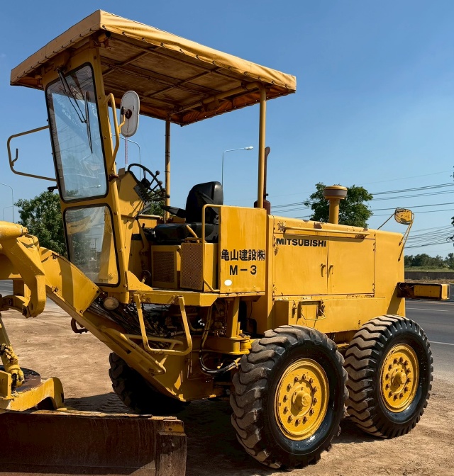 ขายรถเกรด MITSUBISHI MG300 นำเข้าจากญี่ปุ่น พร้อมใช้ มีVDOการทำงานครับ