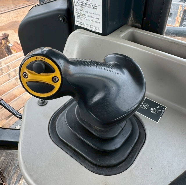 ขายรถดันดิน KOMATSU D37PLL-24 ปี 2017 พร้อมใช้ มีVDOการทำงานครับ