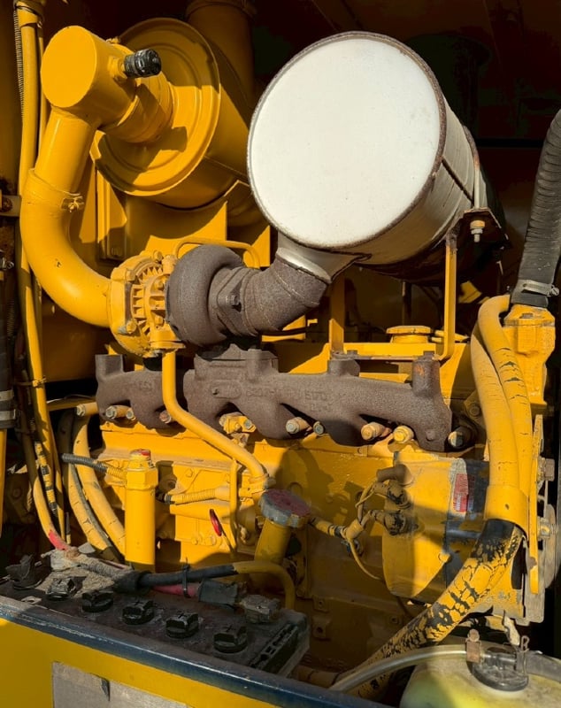 ขายรถเกรด KOMATSU GD405A-2 นำเข้าจากญี่ปุ่น พร้อมใช้ มีVDOการทำงานครับ